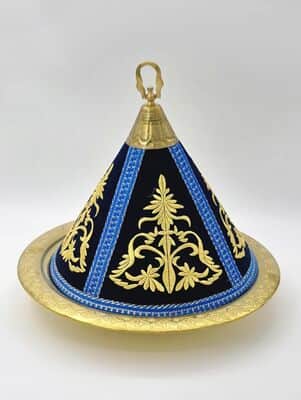 טאג'ין מרוקאי מקורי בשילוב כחול