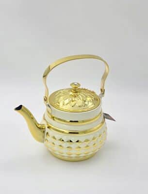 קומקום מרוקאי זהב בשילוב לבן