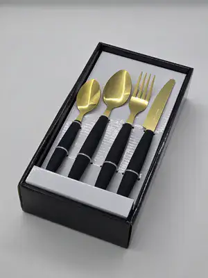 סט סכו"מ זהב משולב שחור 6 סועדים