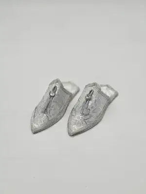 12 כפכפים מרוקאים לעיצוב שולחן חינה